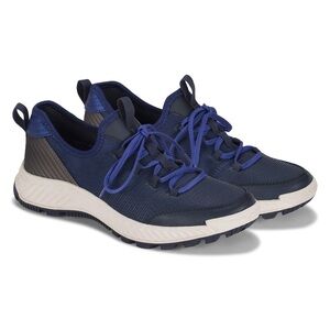 Women's Navy and Black Athletic Shoes size 6.5